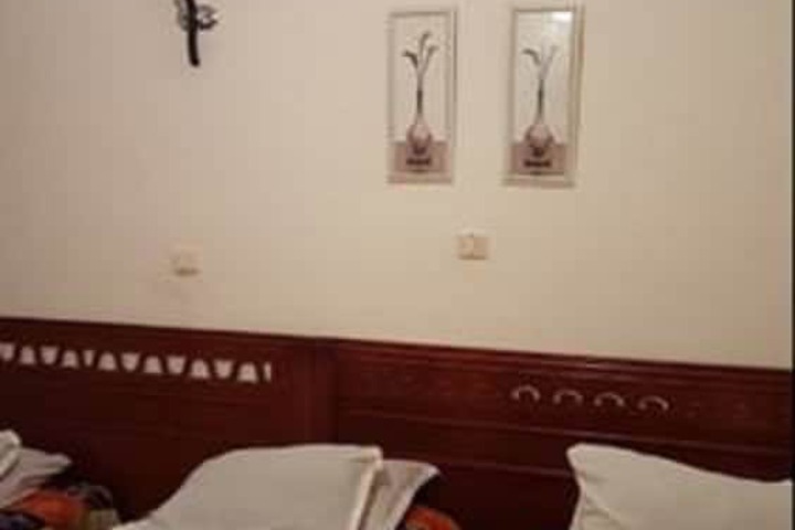 Room 7 of 37
