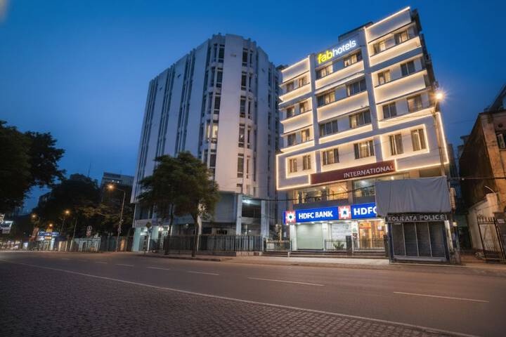 Fabhotel Stay Inn International
