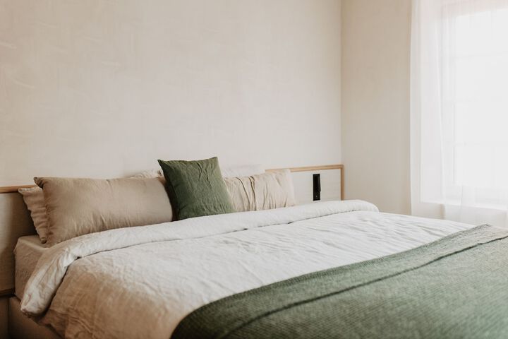 Room 8 of 65