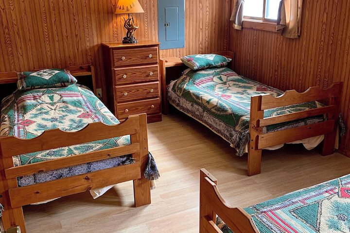 Room 10 of 38