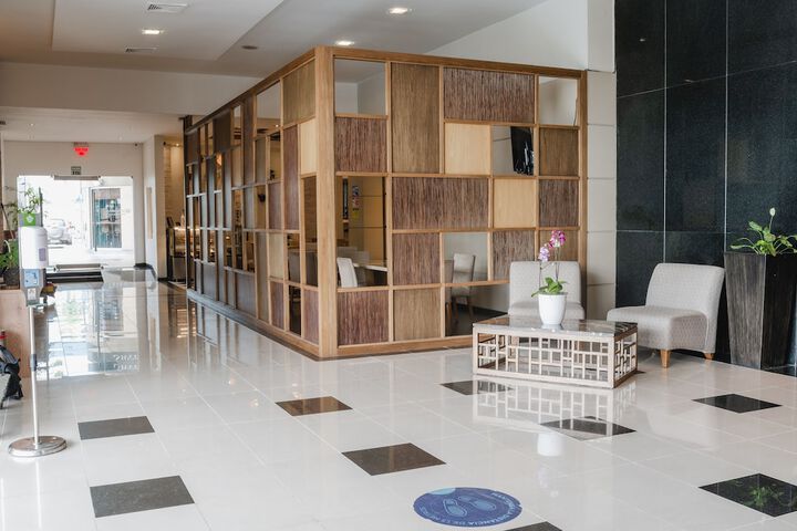 Guest Lobby