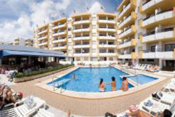 Apartamentos Mira Mola