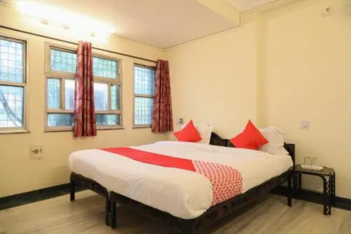 Oyo 24837 Hotel Payal