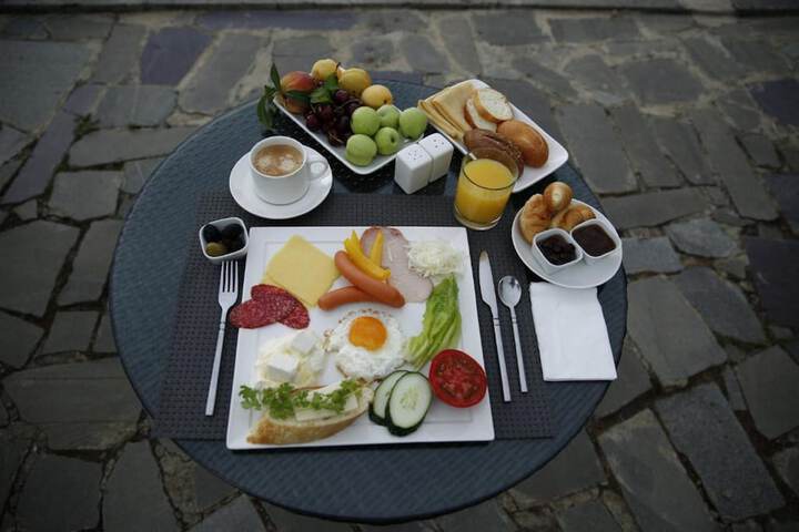 Breakfast/Coffee Service 78 of 103