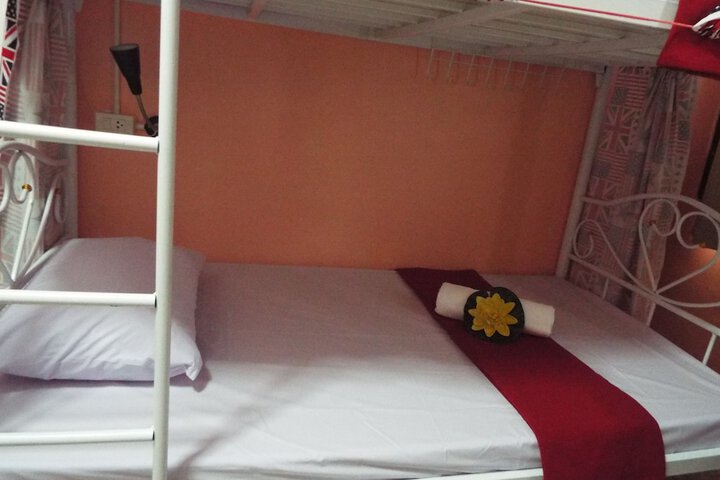Room 7 of 62