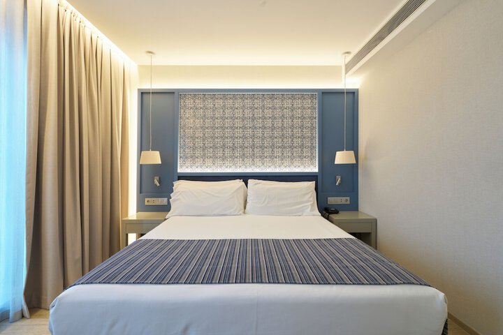 Room 22 of 79