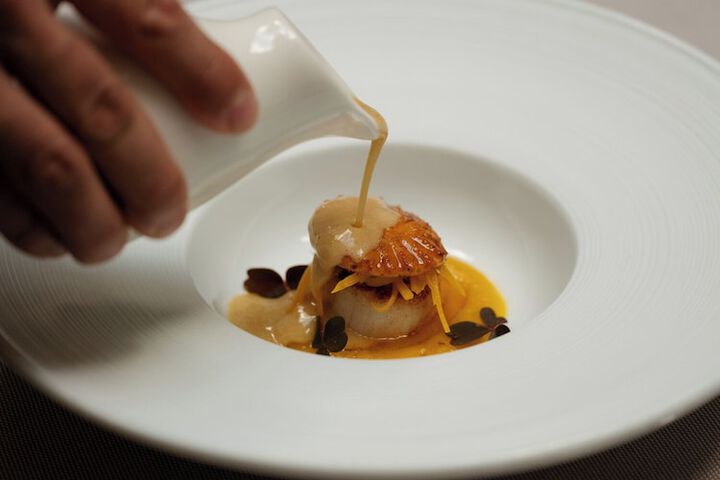Dining 78 of 95