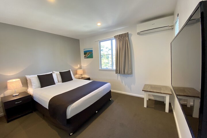 Room 7 of 49