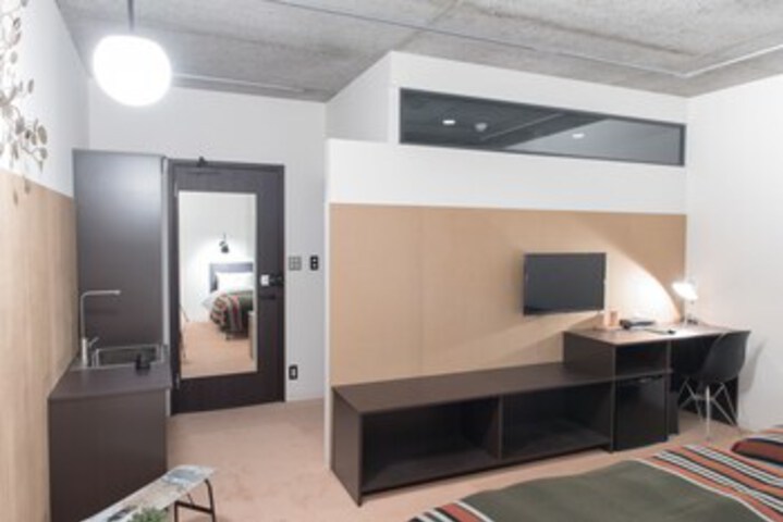 Room 208 of 214