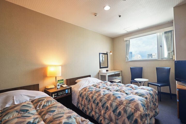 Room 52 of 81