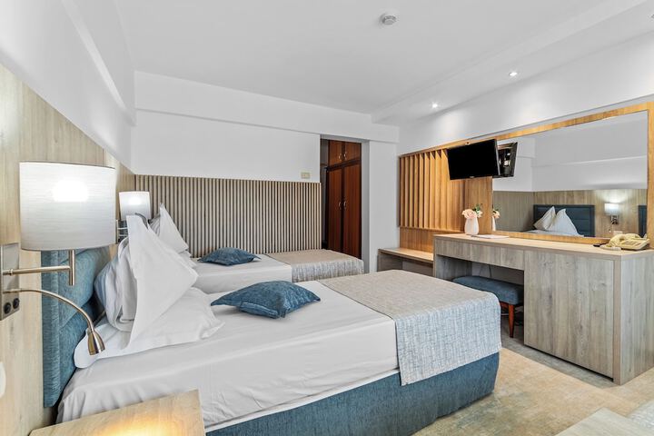 Room 21 of 31