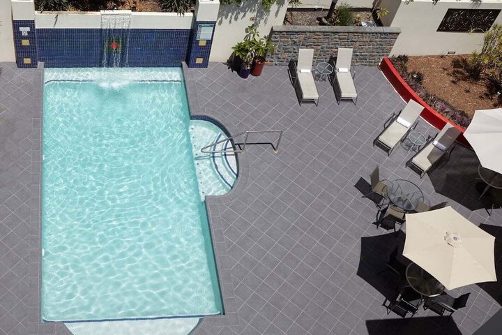 Pools & Facilities
