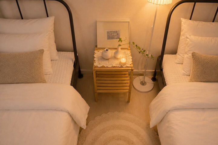 Room 8 of 31