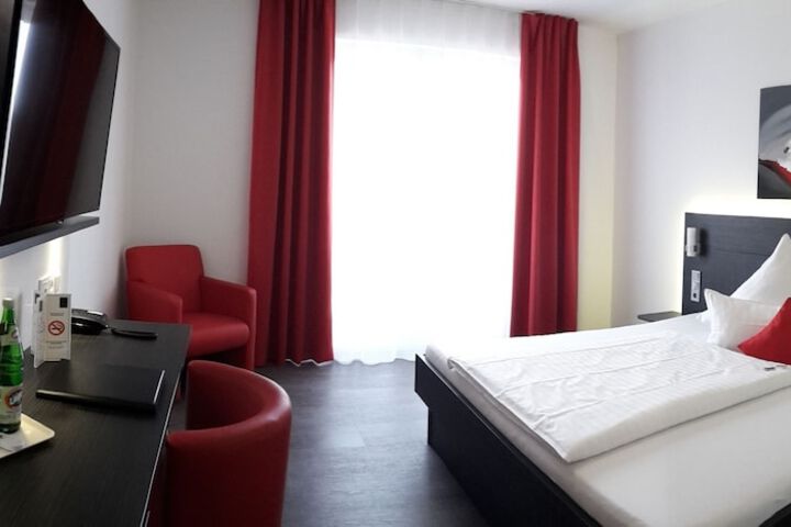 Room 12 of 55