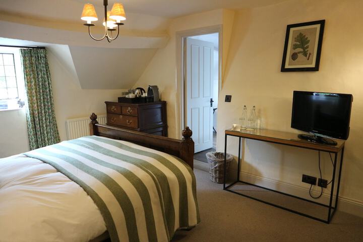 Room 21 of 62