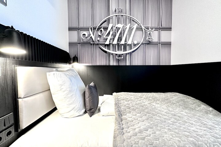 Room 71 of 194