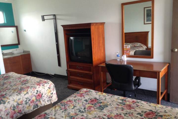 Room 8 of 26