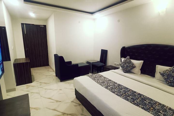 Room 43 of 126
