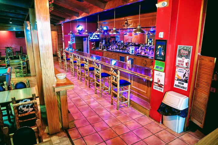 Lounge 47 of 71