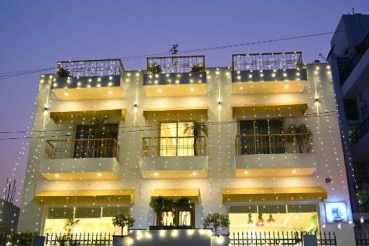 Hotel Ganga Garden