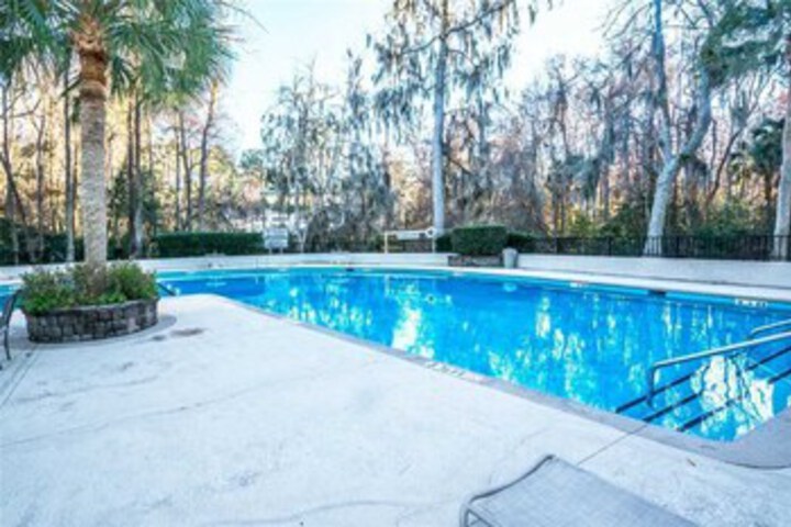 Pool 22 of 37