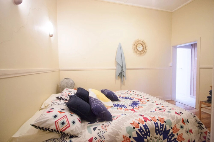 Room 2 of 23