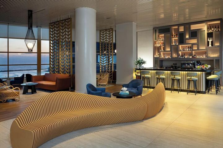 Hotel Interior 4 of 61