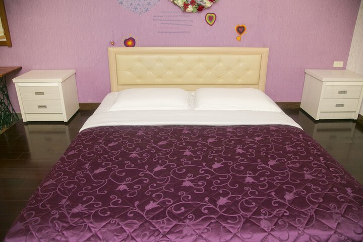 Room 7 of 38