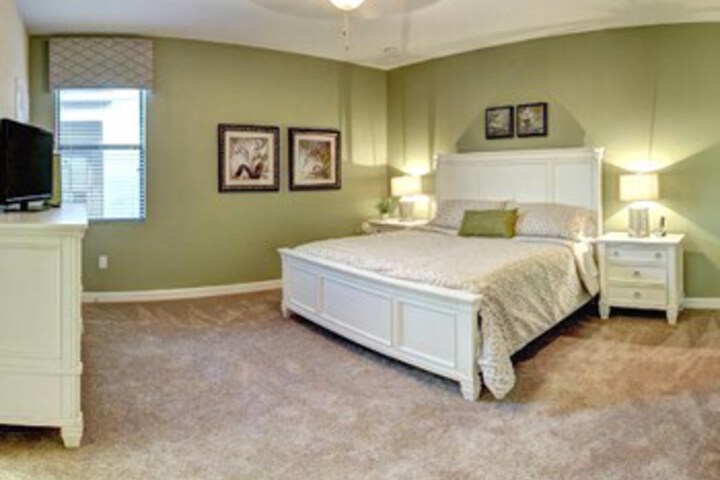 Room 30 of 34