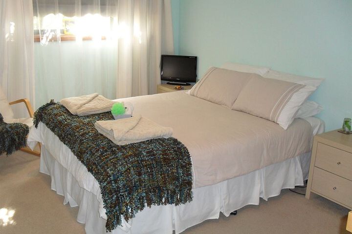 Room 2 of 26
