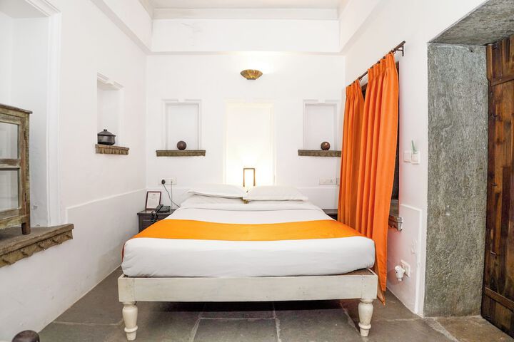 Room 20 of 83