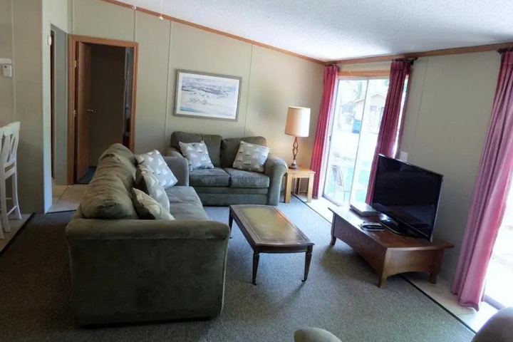 Room 3 of 13