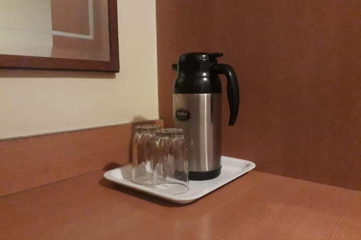 Breakfast/Coffee Service 31 of 51