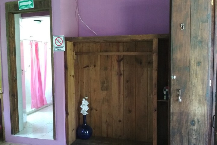 Room 34 of 105