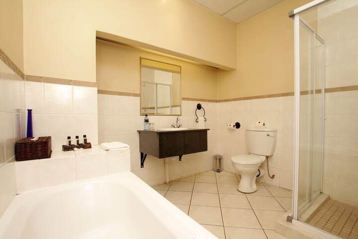Room 15 of 52