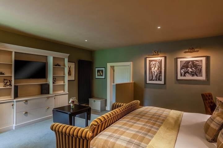 Room 16 of 70