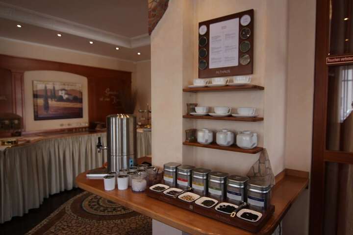 Breakfast/Coffee Service 16 of 34