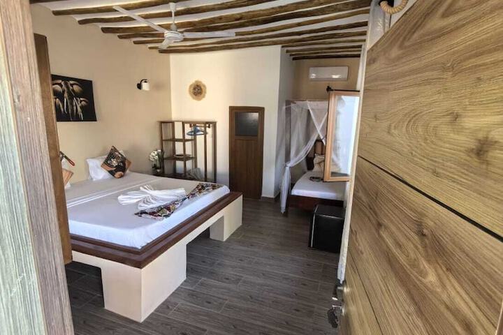Room 30 of 90