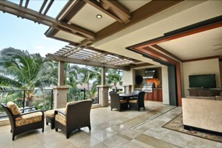 Image of Loas Lani