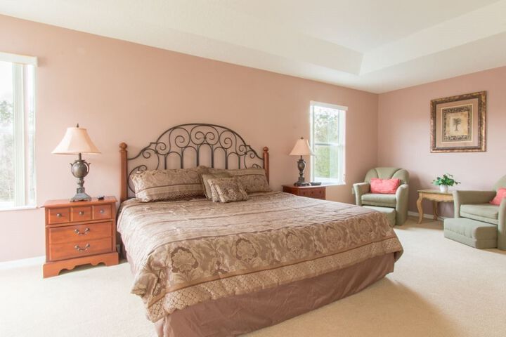 Room 6 of 23