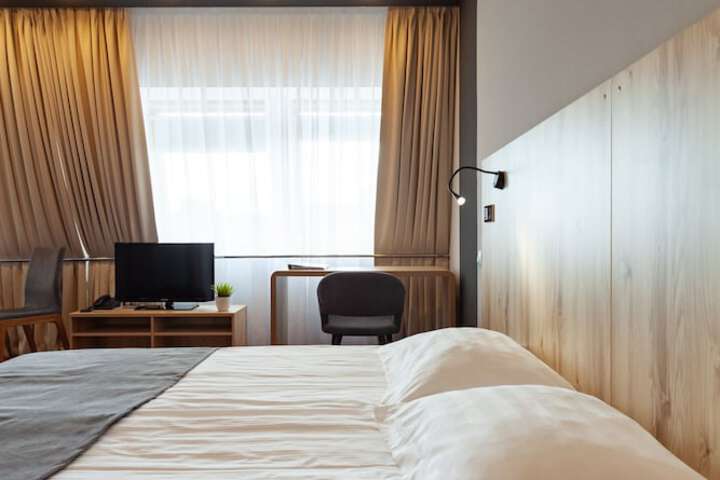 Room 20 of 54