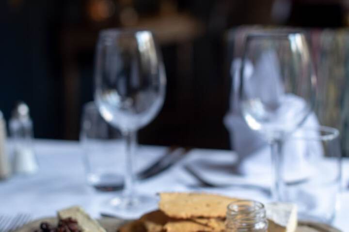 Dining 59 of 105