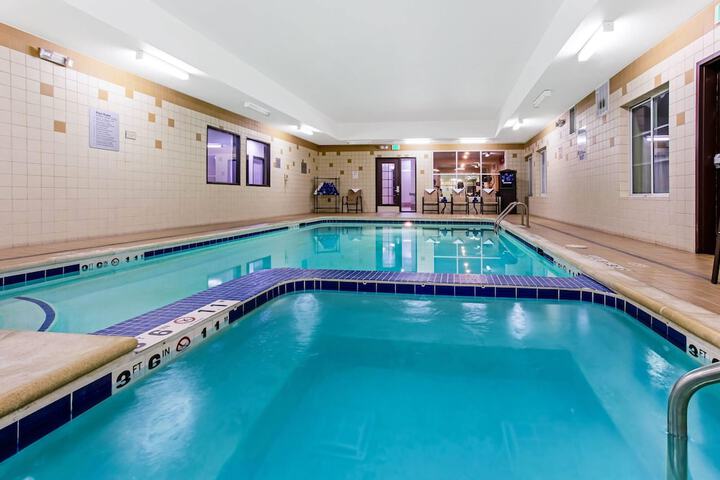 Pools & Facilities