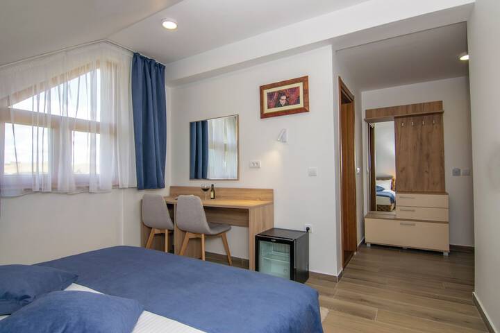Room 44 of 131