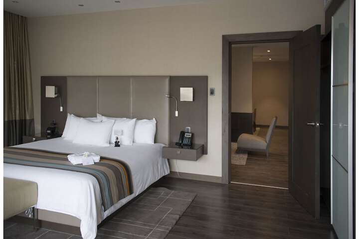 Room 14 of 61
