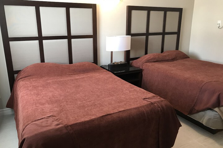 Room 2 of 21
