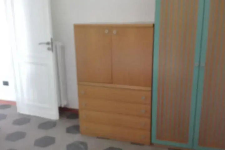 Room 2 of 11