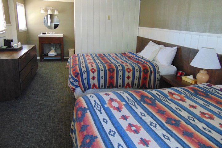 Room 25 of 64