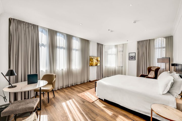 Room 12 of 41