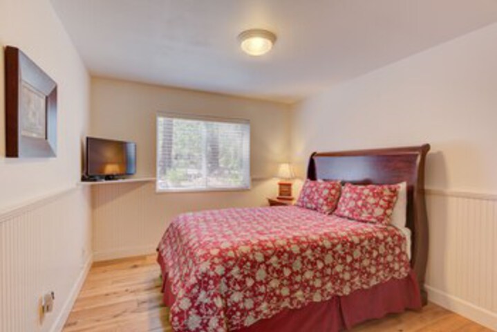 Room 25 of 26